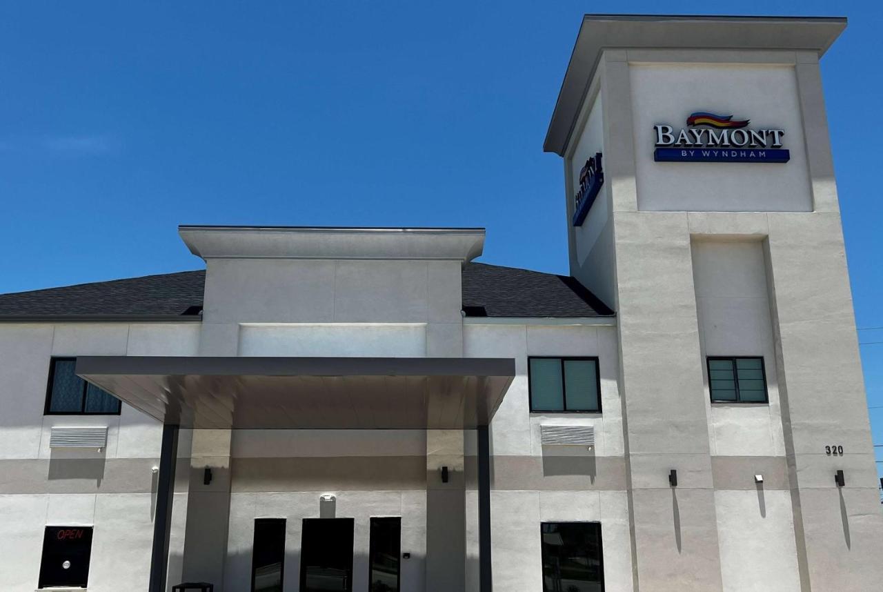 Hotel Baymont By Wyndham Freeport Texas Esterno foto