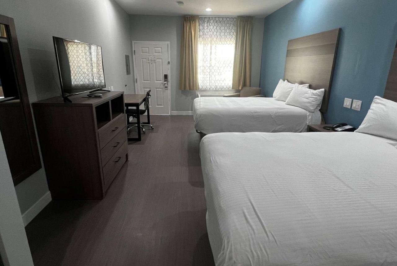 Hotel Baymont By Wyndham Freeport Texas Esterno foto