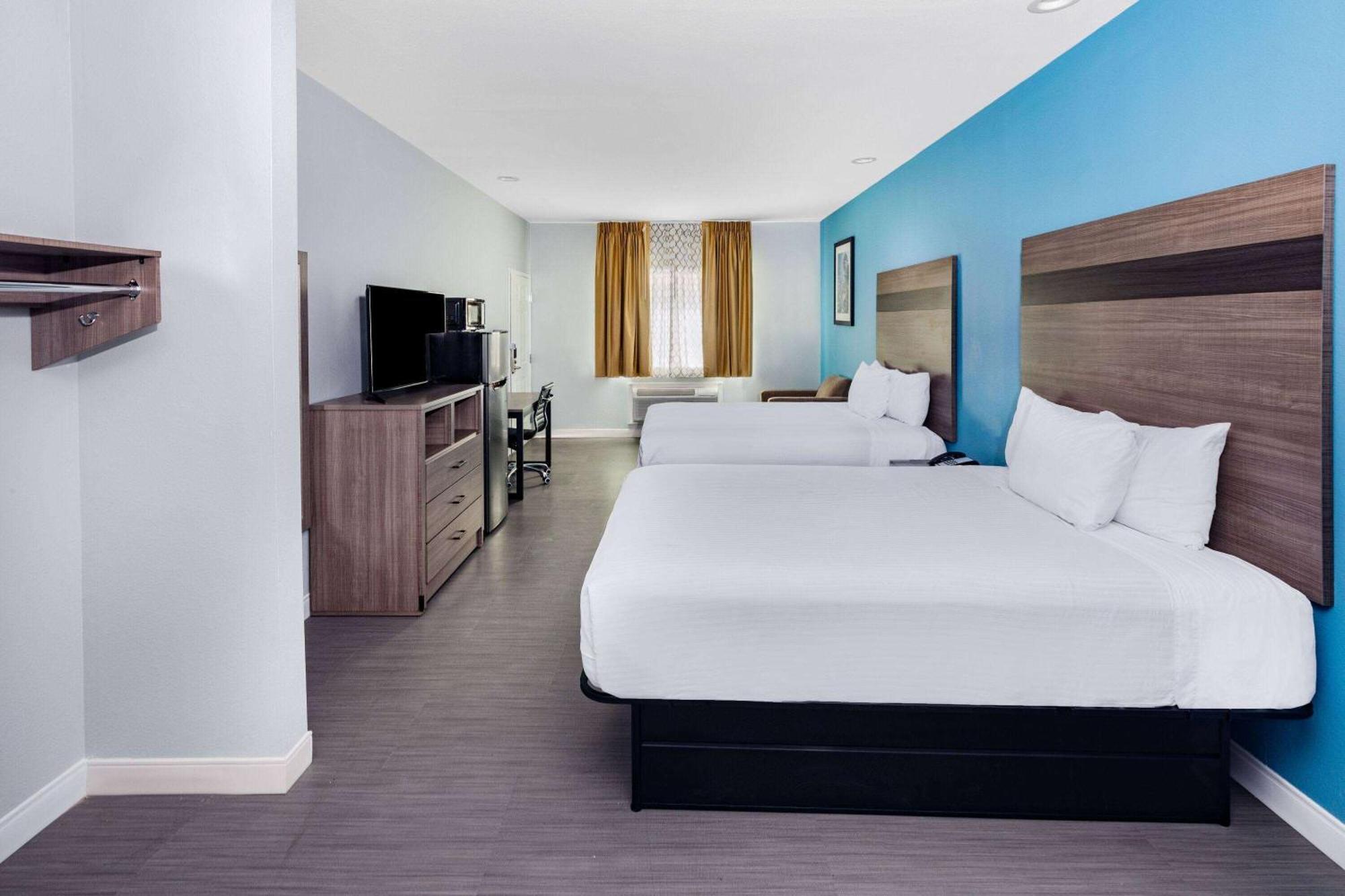 Hotel Baymont By Wyndham Freeport Texas Esterno foto